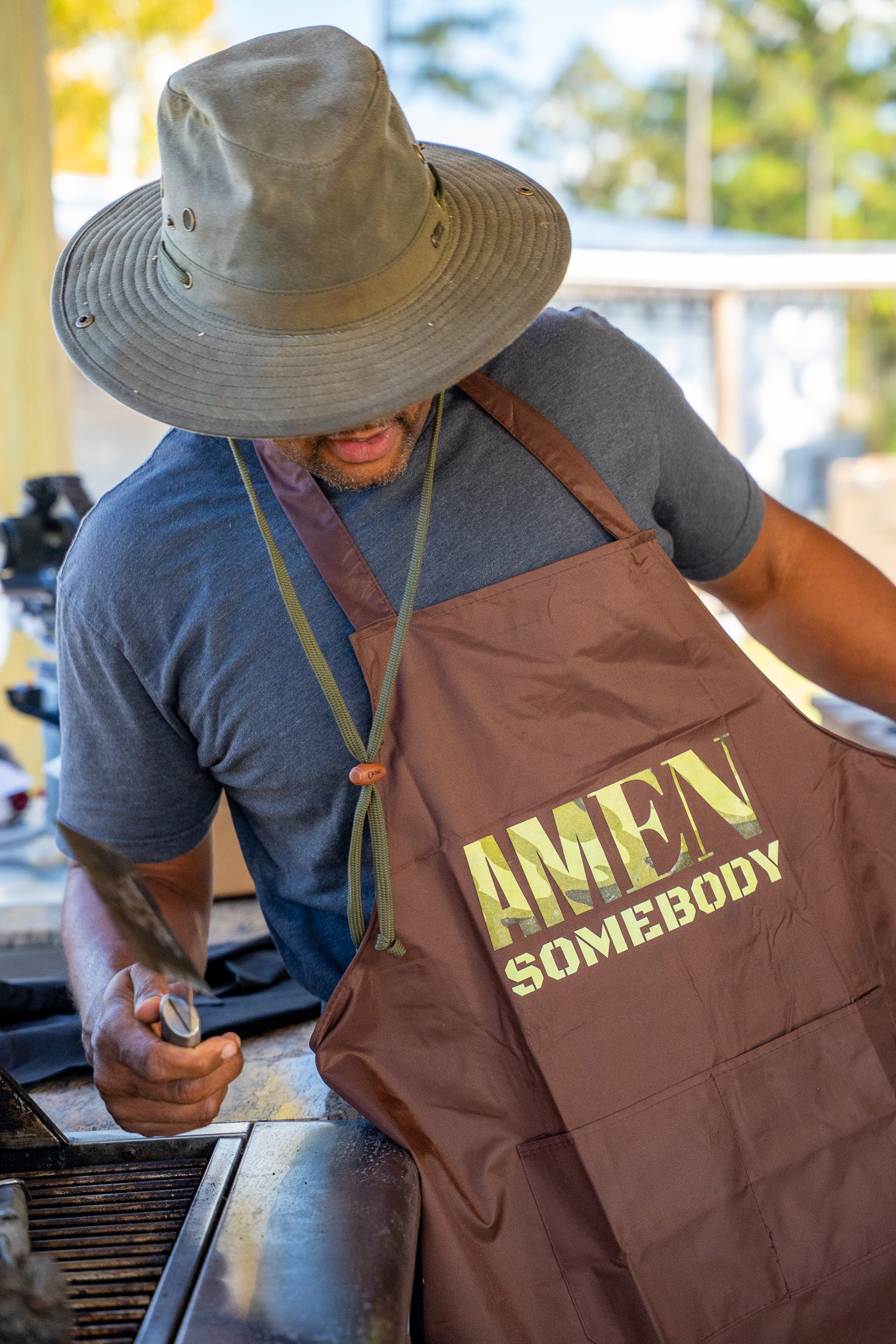 Amen Somebody® Men’s Bold Faith Apron – Brown (Camouflage | Blue & White Editions)