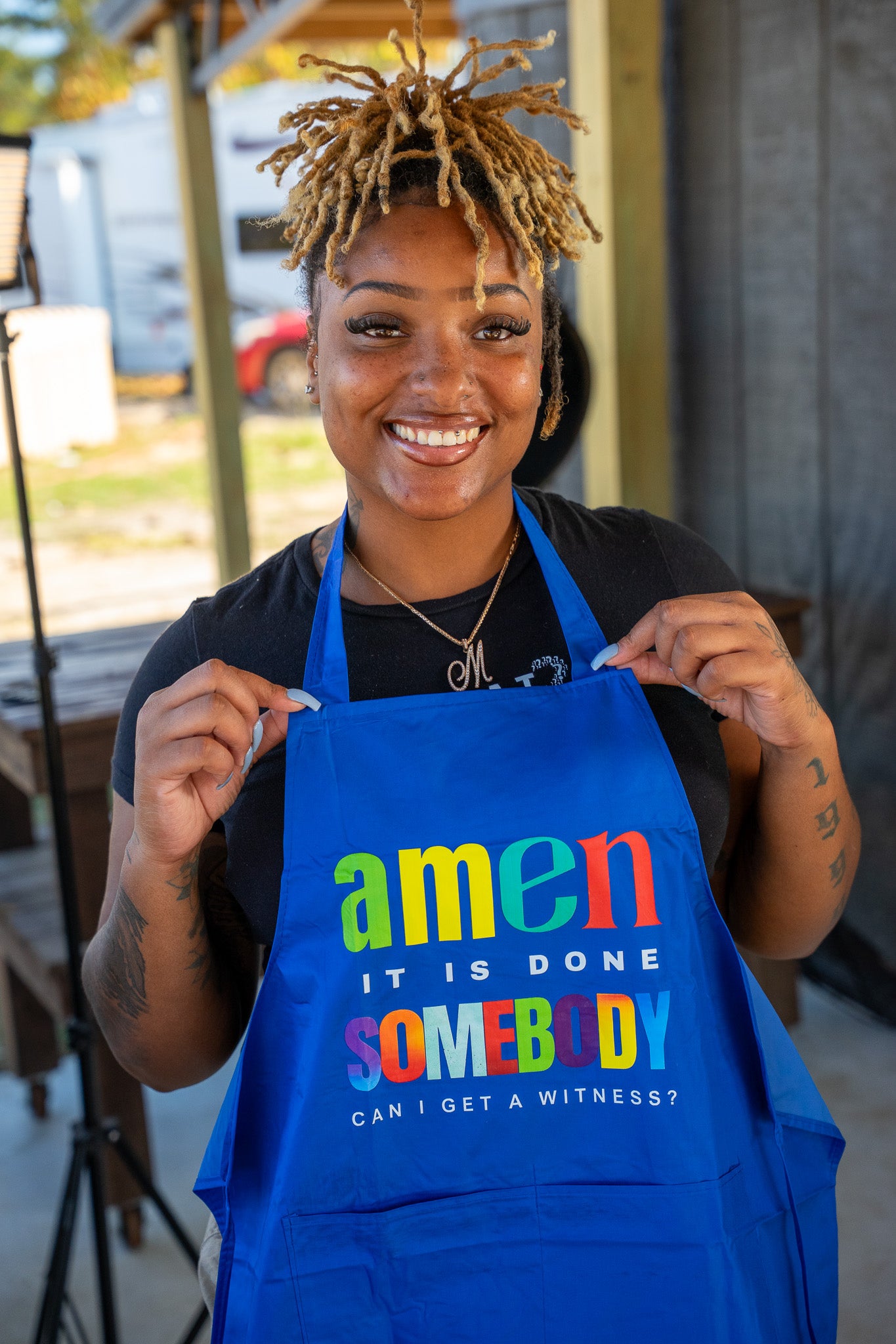 Amen Somebody® Women’s Faith & Flavor Apron – “It Is Done, Can I Get a Witness?”