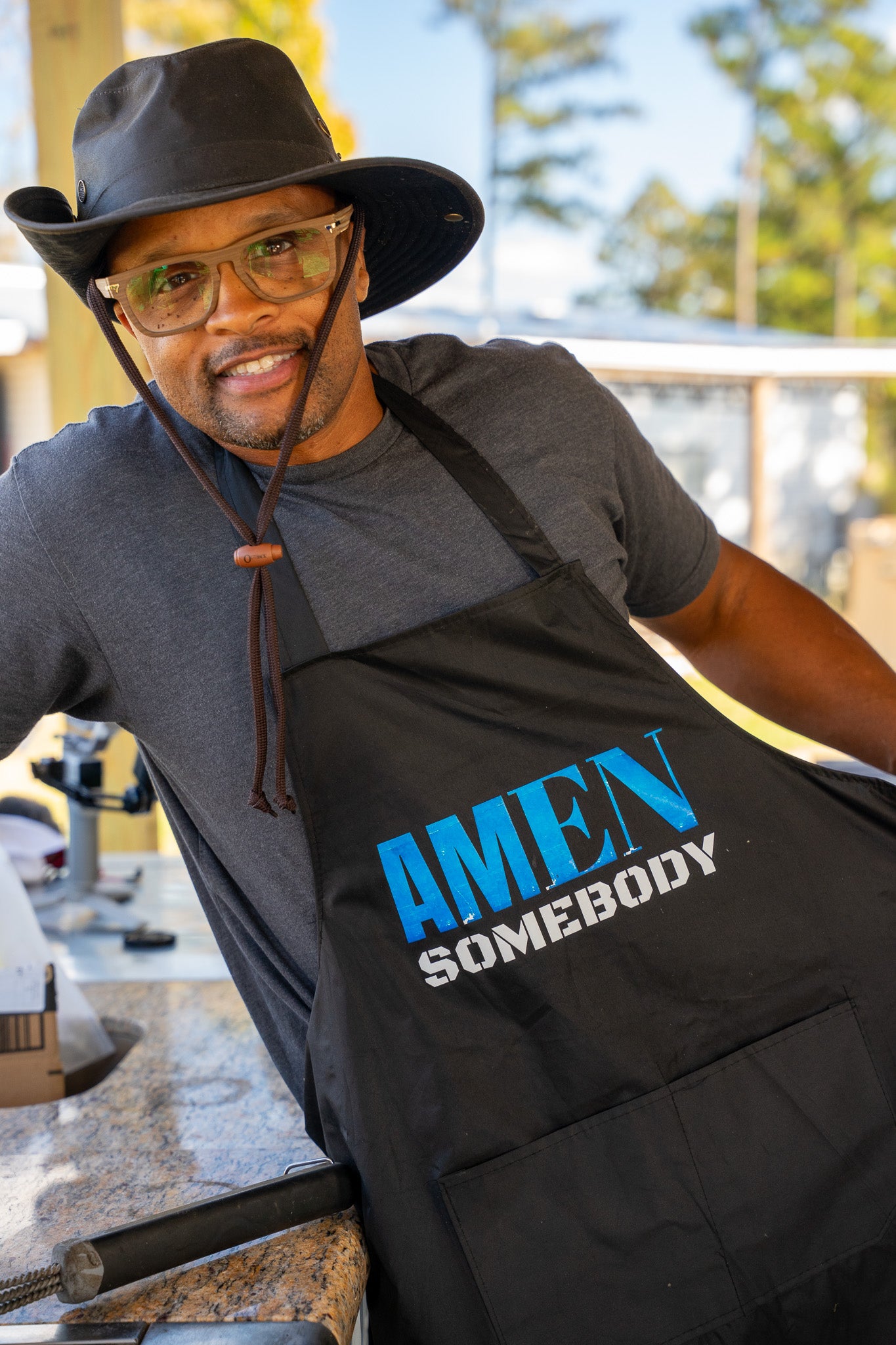 Amen Somebody® Men’s Bold Faith Apron – Brown (Camouflage | Blue & White Editions)